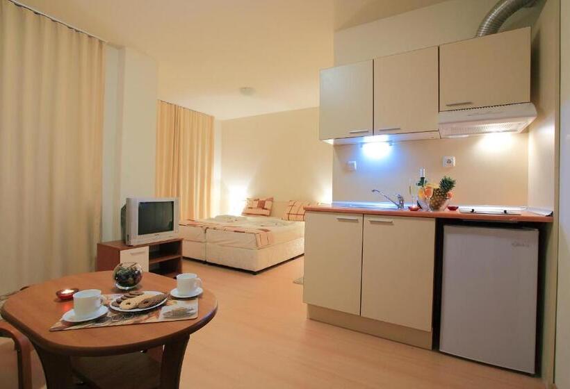 إستوديو قياسى, Rainbow 2 Holiday Complex