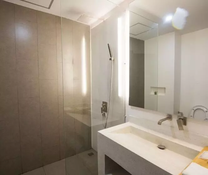 اتاق استاندارد, Ren Resort