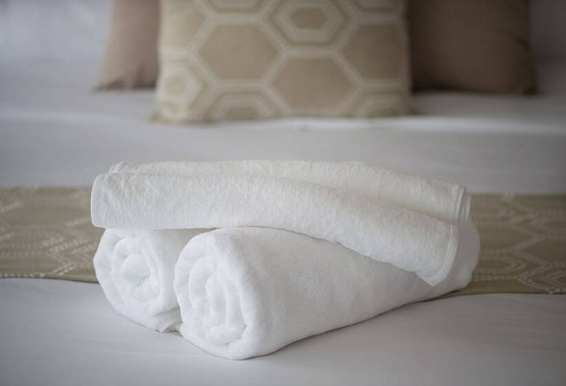 Номер Клуб, Ren Resort