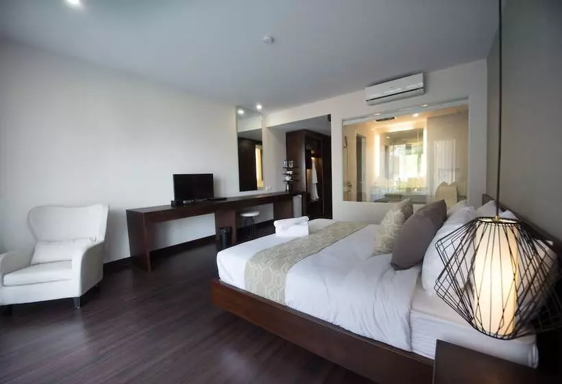اتاق سوپریور با چشمانداز دریا, Ren Resort