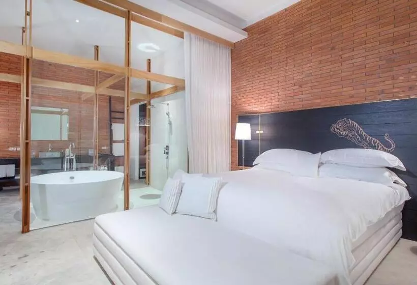 Suite with Pool, Sala Ayutthaya