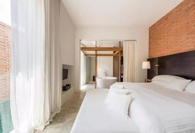 Suite with Pool, Sala Ayutthaya