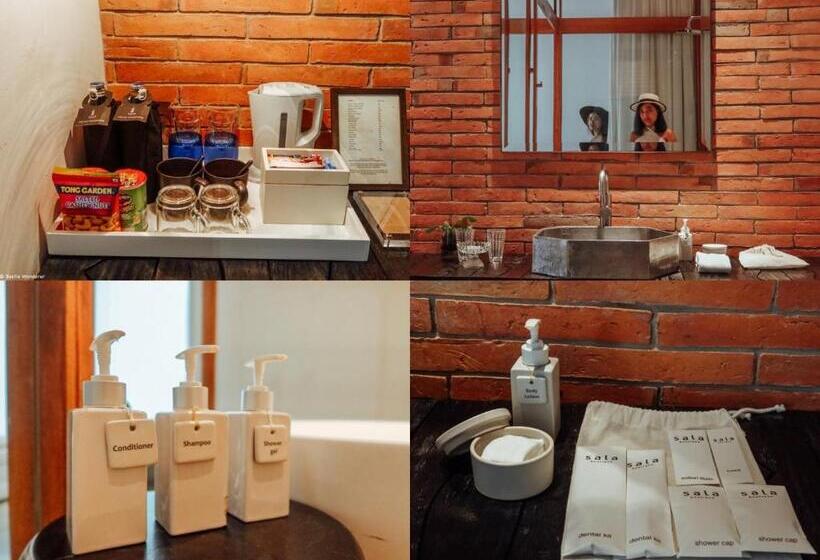 جناح مزود بحمام سباحة, Sala Ayutthaya