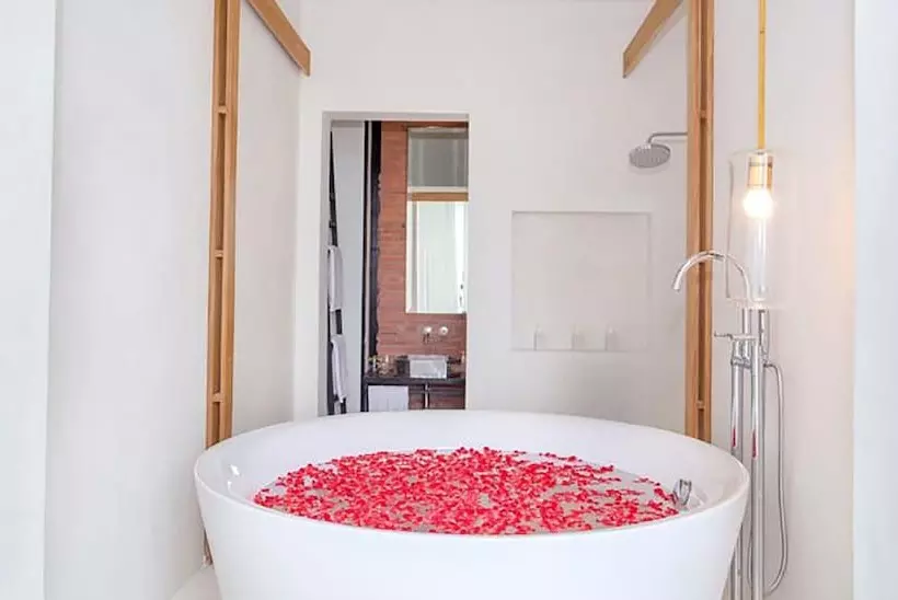 Deluxe room with river view, Sala Ayutthaya