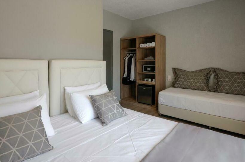 バルコニー付きスーペリアルーム, Skianthion