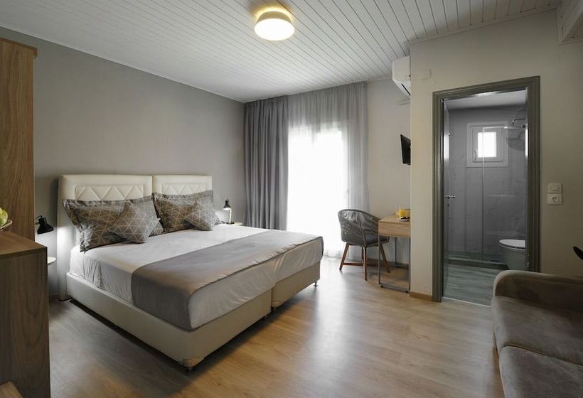 ファミリールーム, Skianthion