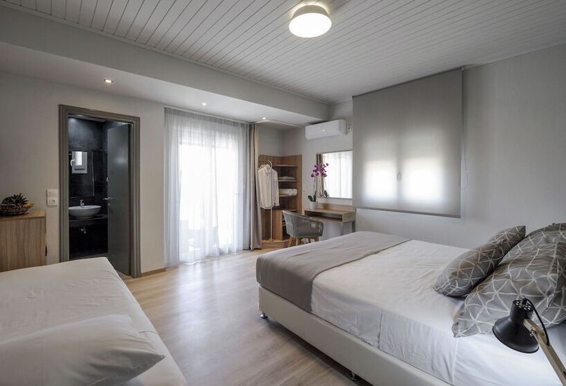 デラックストリプルルーム, Skianthion