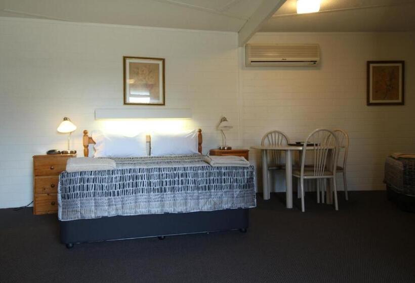 חדר משפחתי, Cobram Colonial Motor Inn