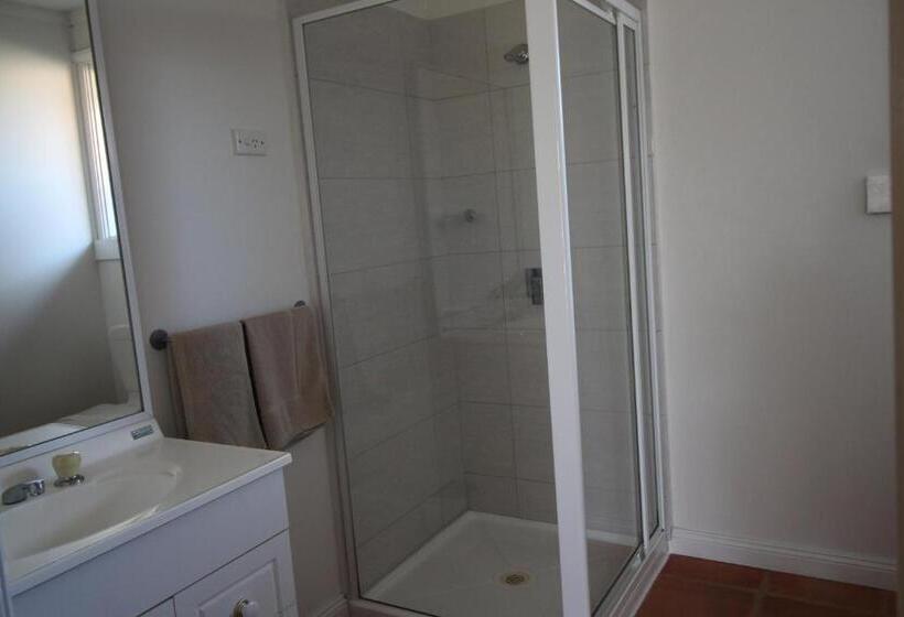 דירת חדר, Cobram Colonial Motor Inn