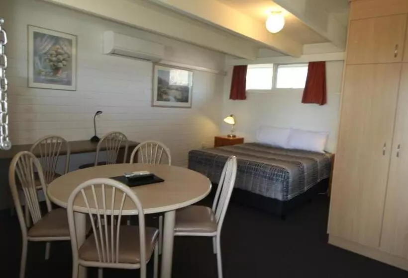 クラシックファミリールーム, Cobram Colonial Motor Inn