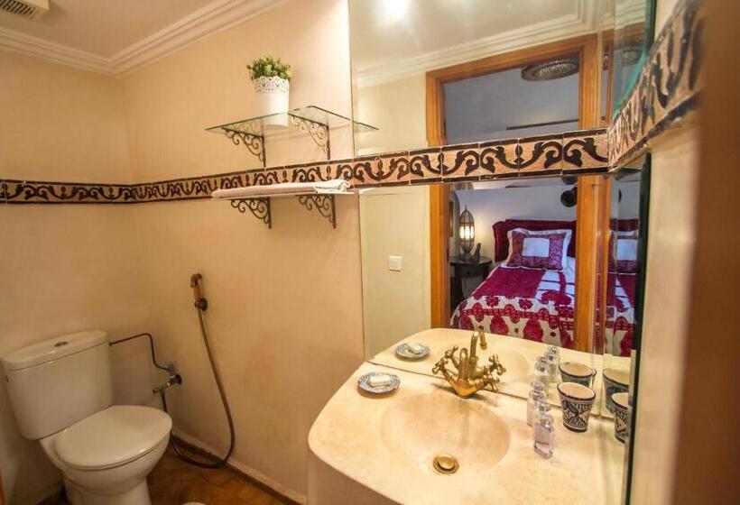 اتاق سوپریور, Riad Thamayna