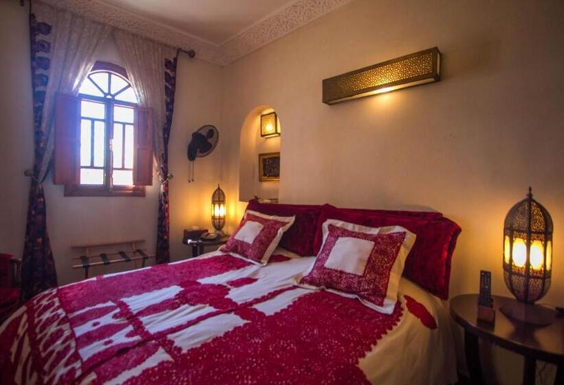اتاق سوپریور, Riad Thamayna