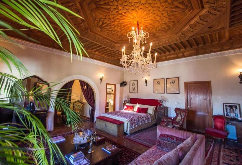 سوییت, Riad Thamayna