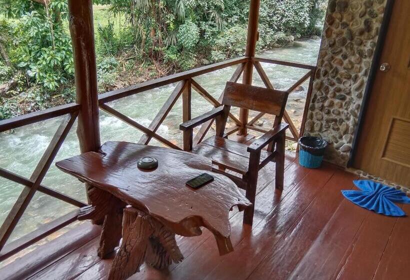 Бунгало Стандарт Вид на Сад, Tree Tops River Huts