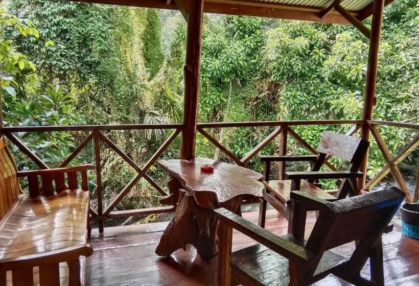 Bungalow Standardard cu vedere spre grădină, Tree Tops River Huts