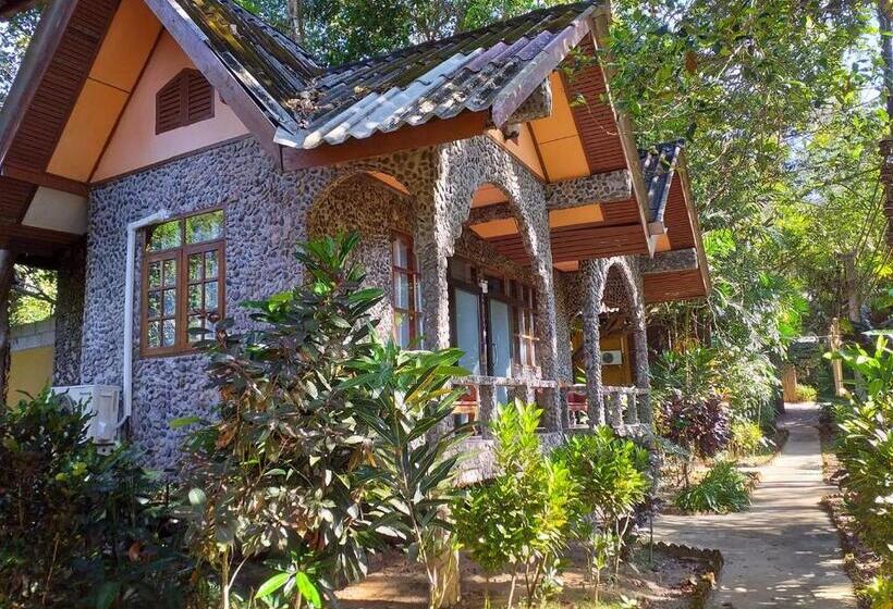 Номер Стандарт Вид на Горы, Tree Tops River Huts