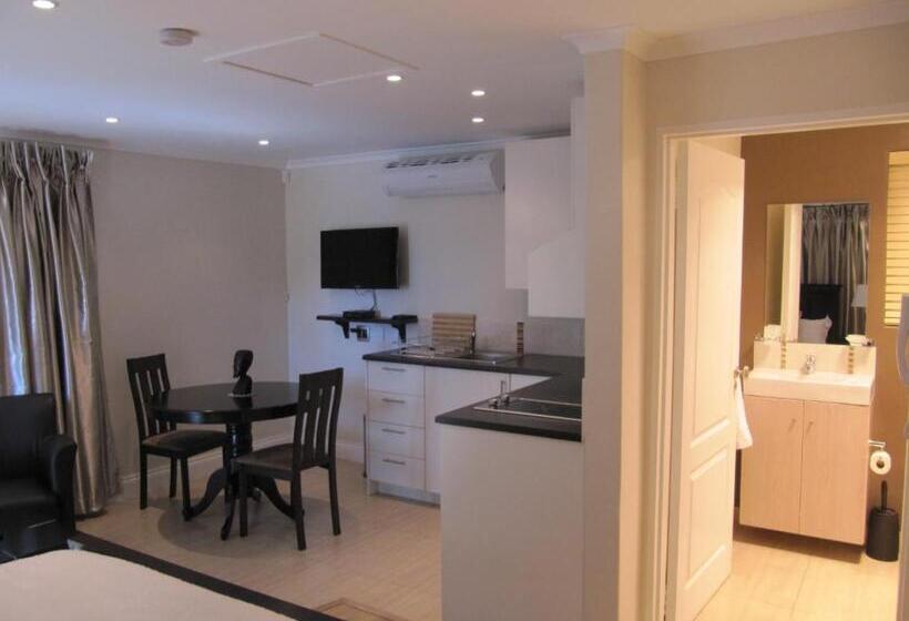 스탠다드 스튜디오, The Haystack On Homestead