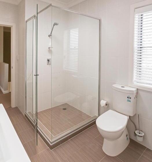 ２ベッドルームアパートメント, Hamilton On Everton