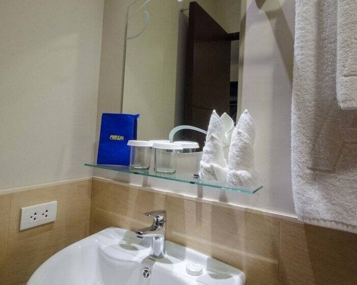 سوییت اجرایی, Fersal Hotel   Puerto Princesa