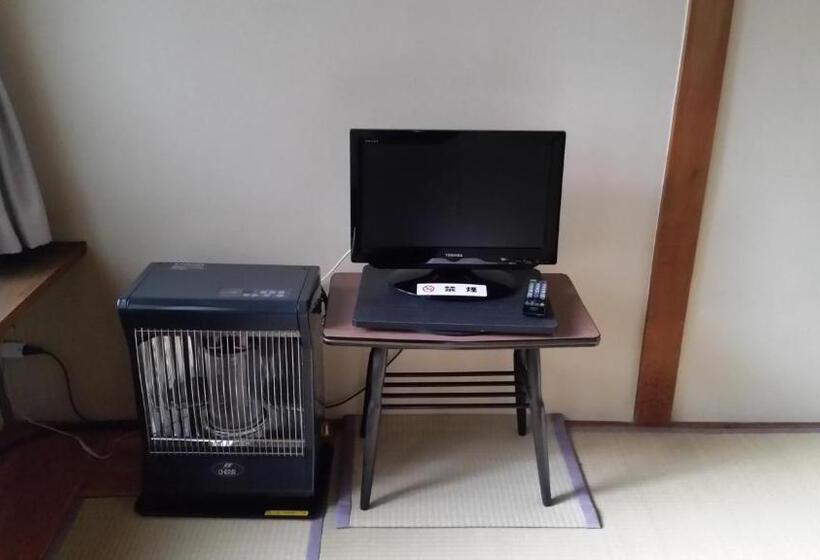 غرفة قياسية حمام مشترك, Henmi Ryokan