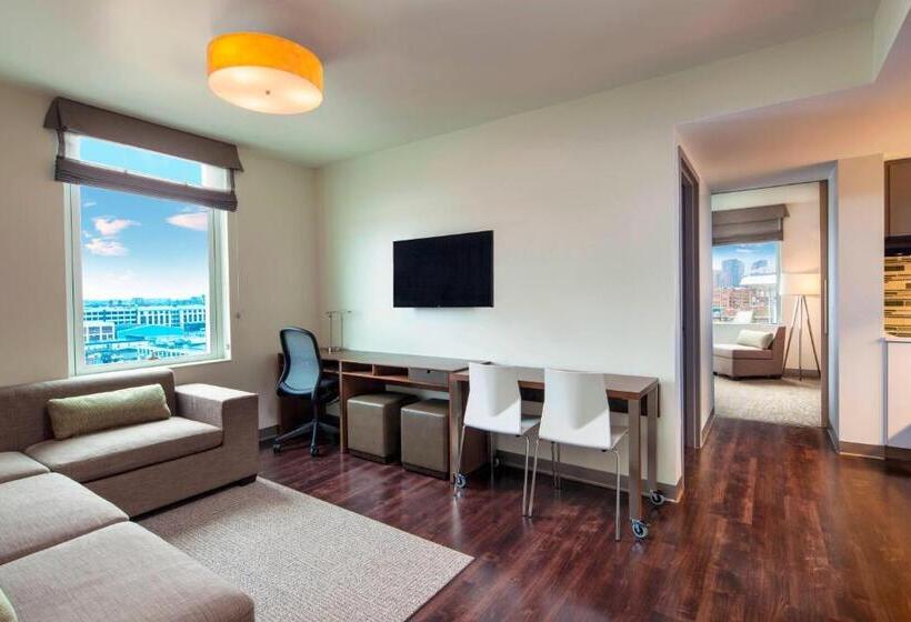 이그제큐티브 스위트 킹침대, Element Boston Seaport District