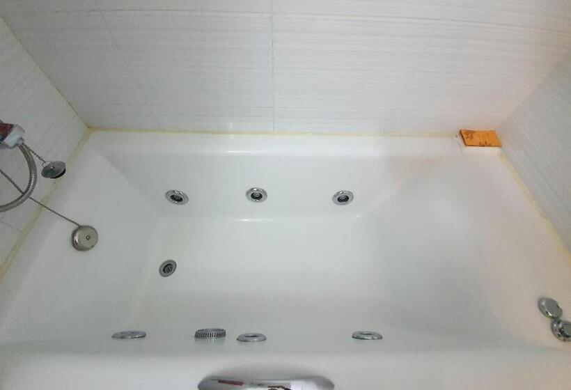 Quarto Estandar, Friendly Dh Naissance Hotel By Mindrum Group