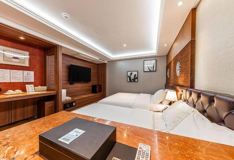 수피리어 패밀리 룸, Friendly Dh Naissance Hotel By Mindrum Group
