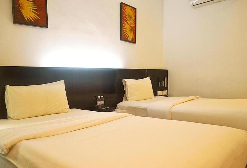 Номер Стандарт, Golden Roof Hotel Ampang Ipoh