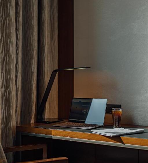 Quarto Classe Business, Lotte City Hotel Myeongdong