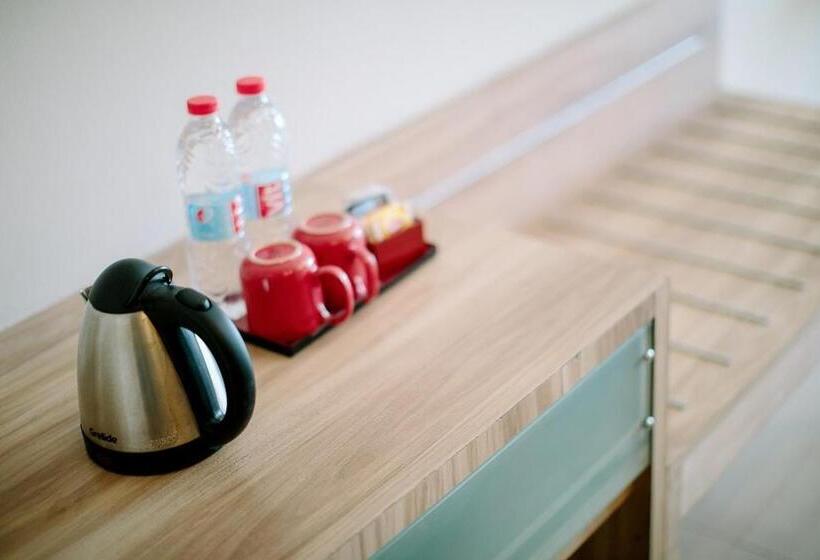 غرفة سوبيريور, Mahogany