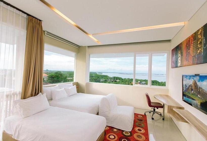 غرفة عائلية, Mahogany