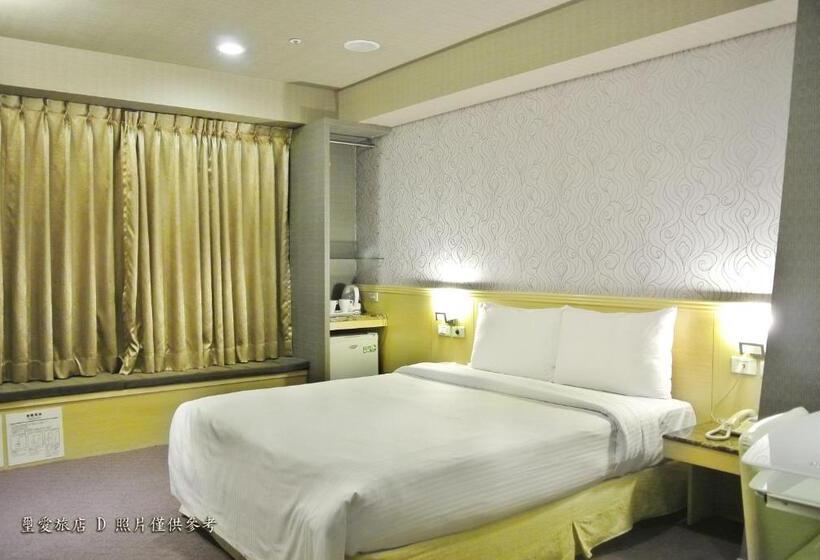 اتاق استاندارد, Say Love