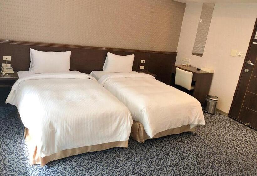 اتاق استاندارد, Say Love