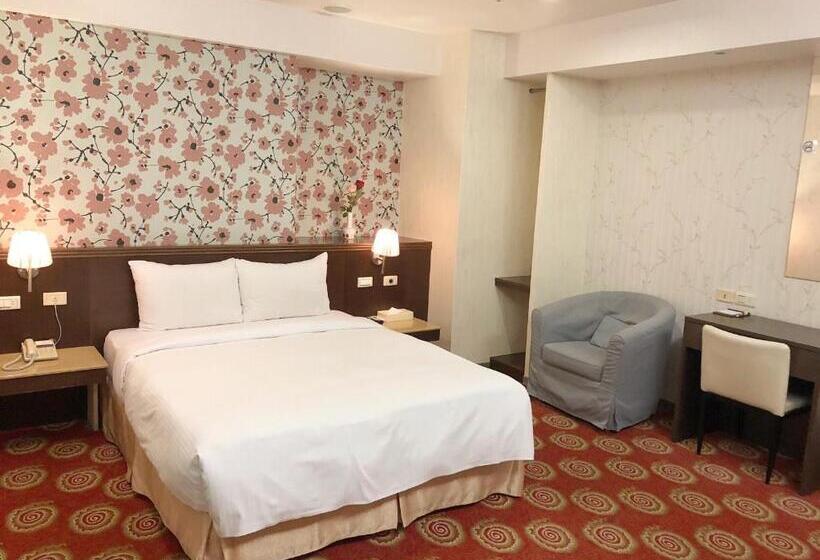 اتاق استاندارد با وان آب گرم, Say Love