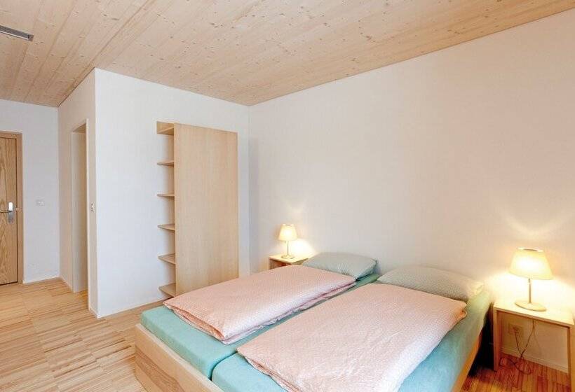 اتاق استاندارد, St. Moritz Youth Hostel