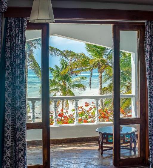 Triple Room Sea View, Jacaranda Beach Resort