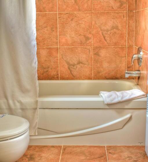 带大床的标准间, Motel Le Jolibourg