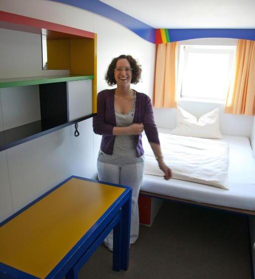 标准单人间, Rotel Inn