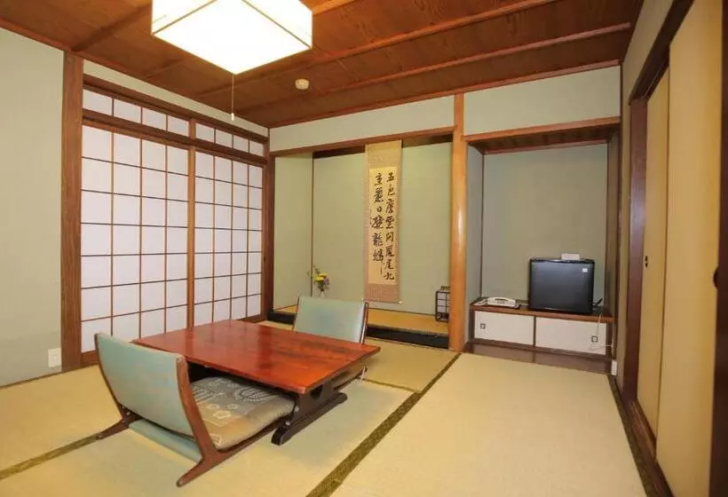 バス共有のスタンダードルーム, Ryori Ryokan Tsurugata