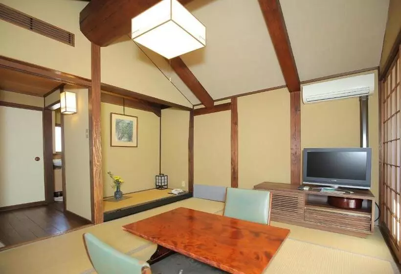 バス共有のスタンダードルーム, Ryori Ryokan Tsurugata