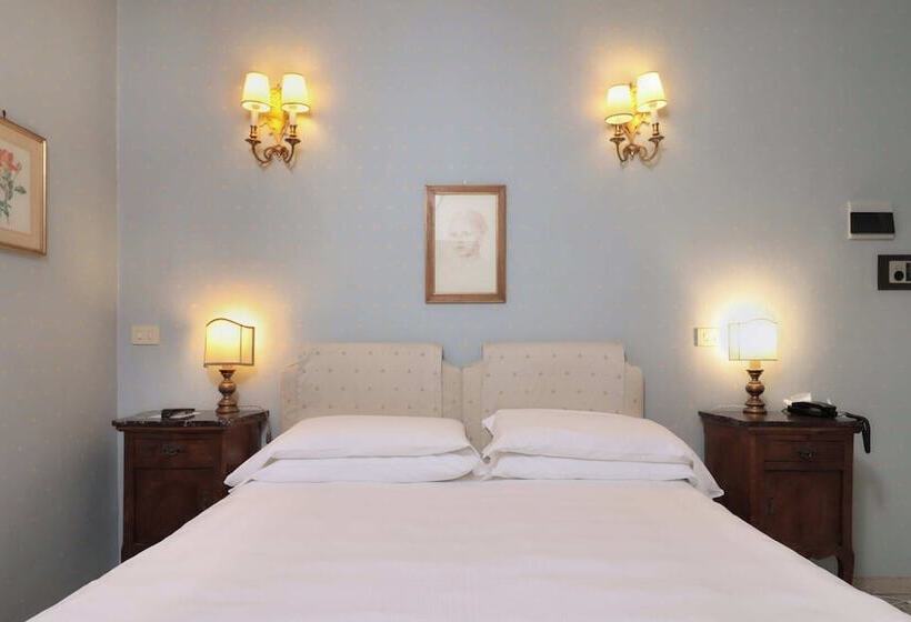 اتاق اکونومی, Hermitage