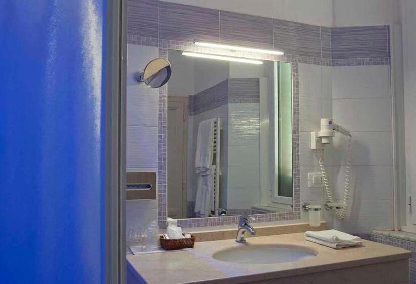 Номер Superior, Settentrionale Esplanade