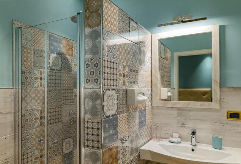 Номер Престиж, Settentrionale Esplanade