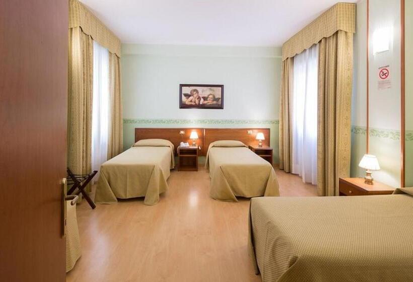 اتاق استاندارد چهار تخته, Terminus & Plaza