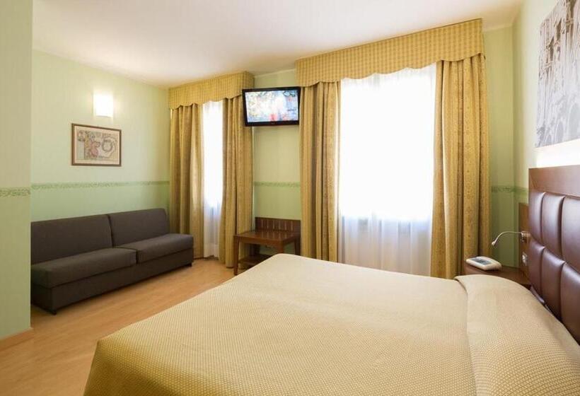 اتاق سوپریور, Terminus & Plaza