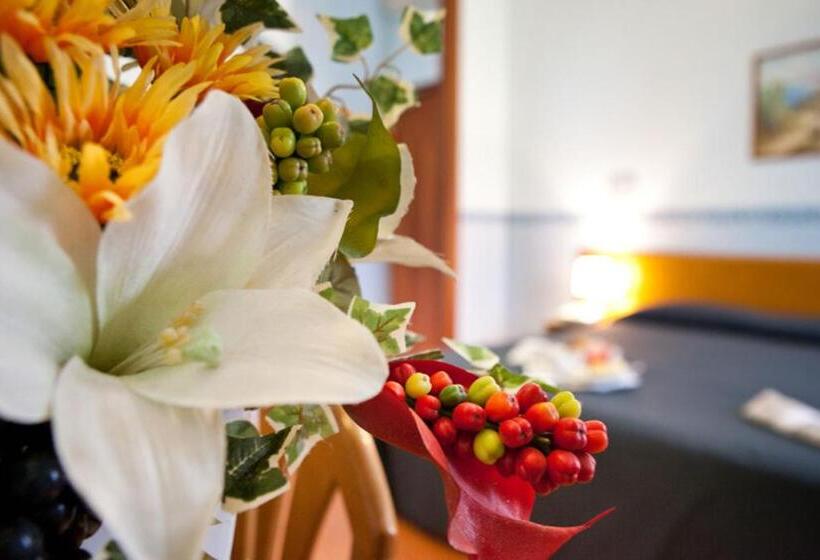 اتاق کلاس بیزنس, Terminus & Plaza