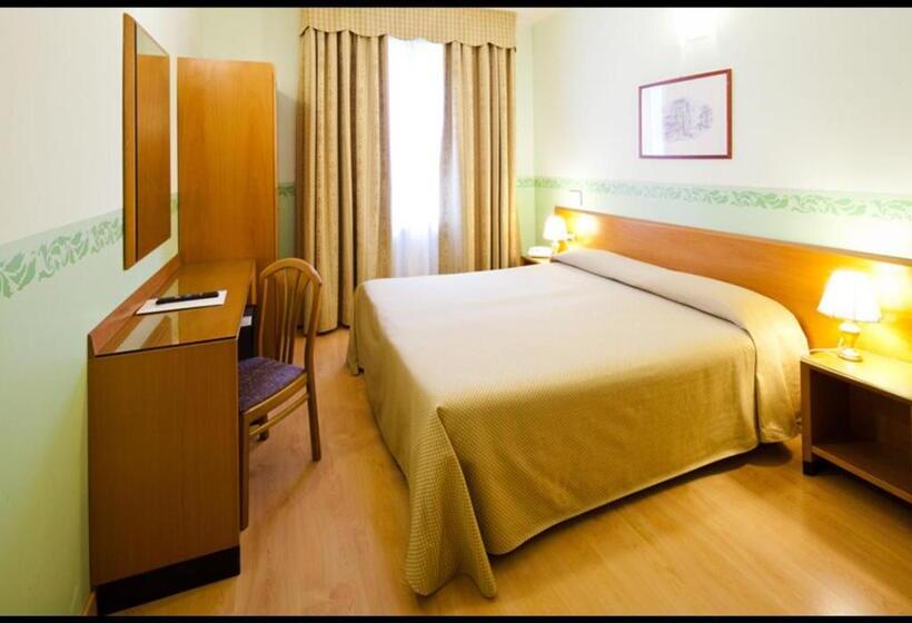 اتاق کلاس بیزنس, Terminus & Plaza