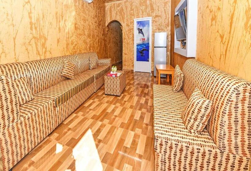 سوئیت پرزیدنت, Oyo 138 Gulf Sand Motel