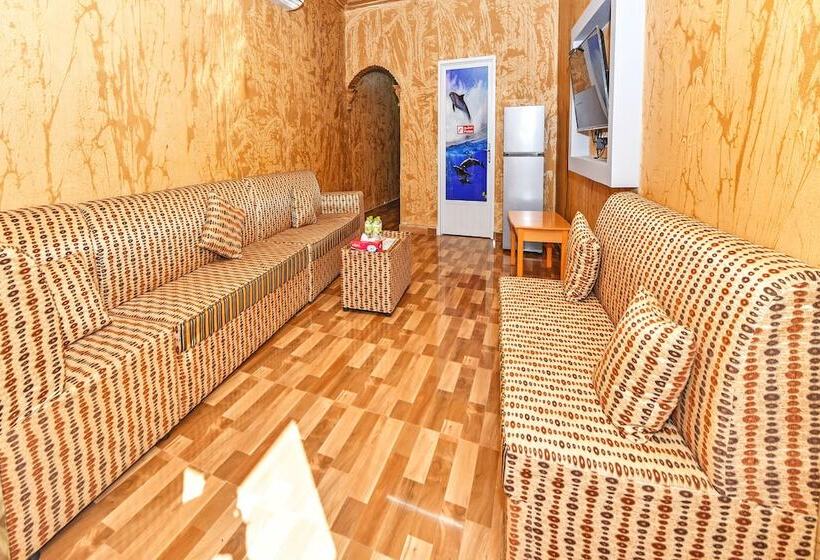 سوئیت پرزیدنت, Oyo 138 Gulf Sand Motel