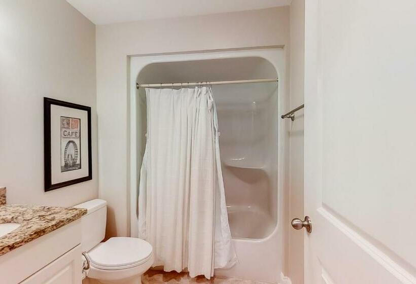 Apartamento 3 Dormitórios, Beachwalk 126